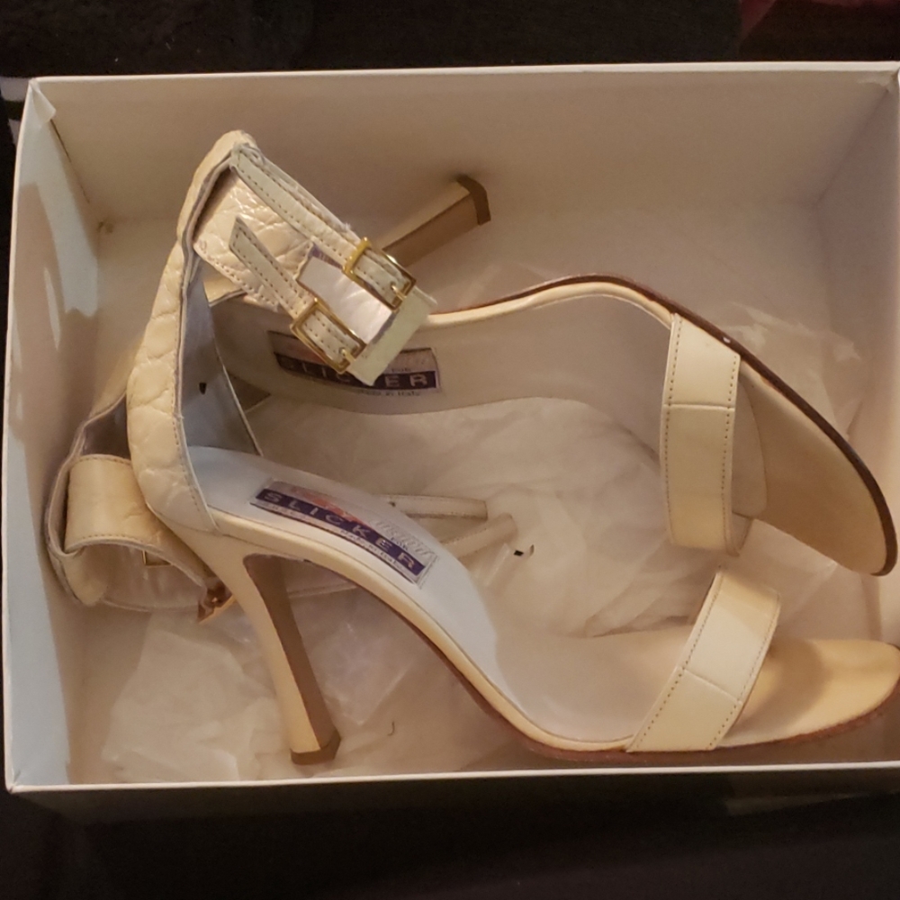 Mauri (Alligator) Heels